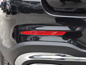 2022300 L 4MATIC A ^