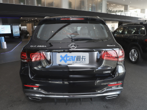 2022款改款 260 L 4MATIC 动感型 正后	