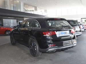 2022款改款 260 L 4MATIC 动感型 左后45度
