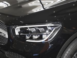 2022款改款 260 L 4MATIC 动感型 大灯