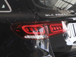 2022款改款 260 L 4MATIC 动感型 尾灯
