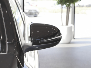 2022Ŀ 260 L 4MATIC Ӹ ^