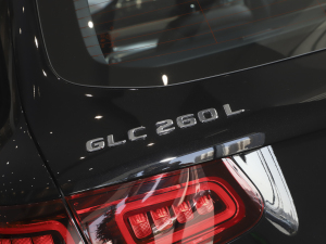 2022Ŀ 260 L 4MATIC Ӹ ^