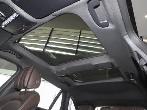 2022款改款 260 L 4MATIC 动感型 天窗