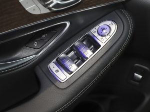 2022Ŀ 260 L 4MATIC (dng) п؅^(q)