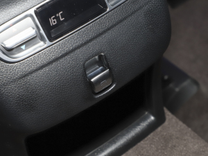 2022Ŀ 260 L 4MATIC (dng) п؅^(q)