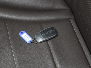 2022款改款 260 L 4MATIC 动感型 车钥匙