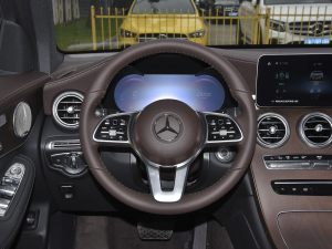 2022Ŀ 300 L 4MATIC  