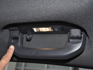 2022Ŀ 300 L 4MATIC A п؅^(q)