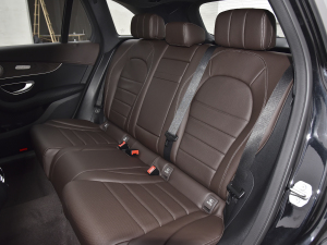 2022款改款 300 L 4MATIC 动感型 后排座椅