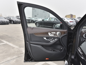 2022Ŀ 300 L 4MATIC Ӹ {λ܇T