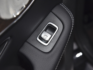 2022Ŀ 300 L 4MATIC Ӹ ܇ƅ^