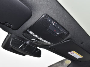 2022Ŀ 300 L 4MATIC Ӹ п؅^(q)