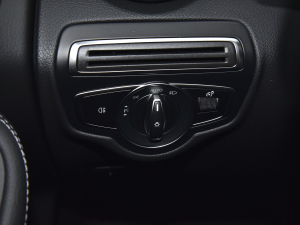 2022Ŀ 300 L 4MATIC Ӹ п؅^