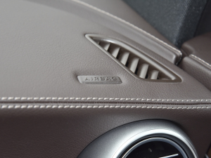 2022Ŀ 300 L 4MATIC Ӹ п؅^