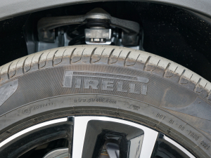 2022260 L 4MATIC A ݆̥Ʒ