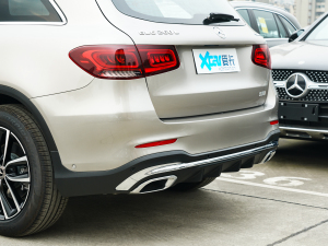 2022260 L 4MATIC A ^