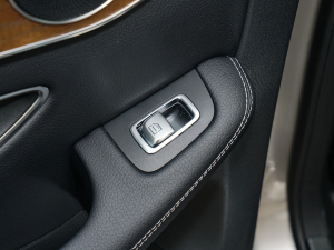 2022260 L 4MATIC A ܇ƅ^