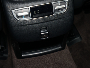 2022260 L 4MATIC A п؅^