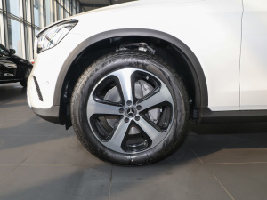 2022款改款二 260 L 4MATIC 动感型 轮圈