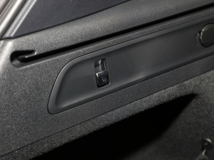 2022款改款二 260 L 4MATIC 动感型 空间座椅