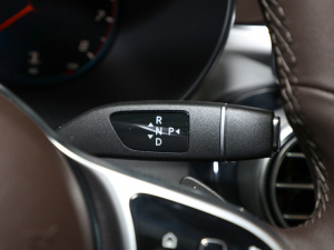 2022Ŀ 260 L 4MATIC Ӹ п؅^