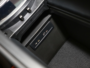 2022Ŀ 260 L 4MATIC Ӹ п؅^