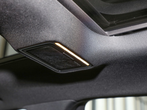 2022Ŀ 260 L 4MATIC Ӹ п؅^