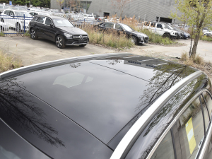 2022款改款三 GLC 260 L 4MATIC 动感型 车顶