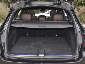 2022款改款三 GLC 260 L 4MATIC 动感型 空间座椅