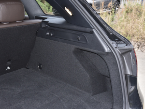 2022款改款三 GLC 260 L 4MATIC 动感型 空间座椅