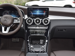 2022Ŀ GLC 260 L 4MATIC Ӹ п_