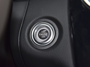 2022Ŀ GLC 260 L 4MATIC Ӹ п؅^