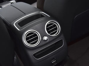 2022Ŀ GLC 260 L 4MATIC Ӹ п؅^