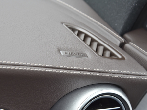 2022Ŀ GLC 260 L 4MATIC Ӹ п؅^