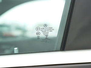 2022GLC 300 L 4MATIC Ӹذ ^