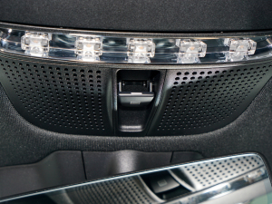 2022GLC 300 L 4MATIC Ӹذ п؅^