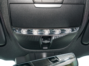 2022GLC 300 L 4MATIC Ӹذ п؅^