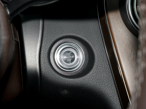 2022GLC 300 L 4MATIC Ӹذ п؅^