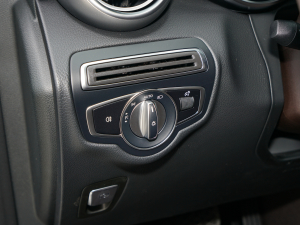 2022GLC 300 L 4MATIC Ӹذ п؅^