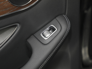 2022Ŀ GLC 300 L 4MATIC A ܇ƅ^