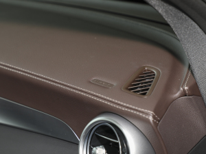 2022Ŀ GLC 300 L 4MATIC A п؅^