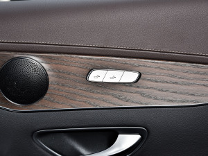 2022Ŀ GLC 300 L 4MATIC (dng)ذ g