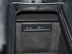 2022Ŀ GLC 300 L 4MATIC (dng)ذ g