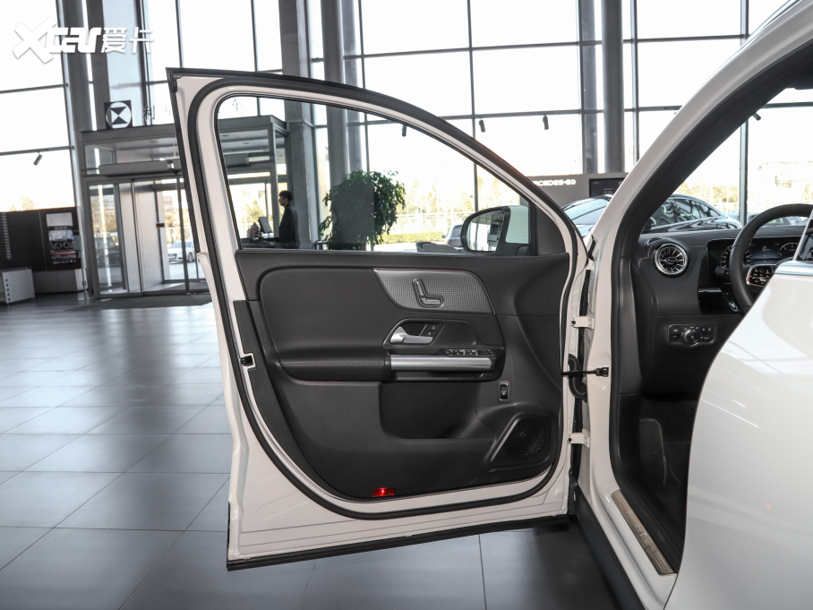 2022YGLA Ŀ GLA 200