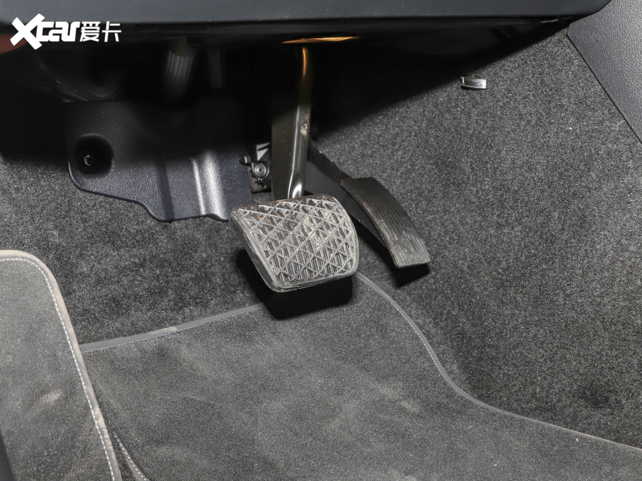 2022YGLA Ŀ GLA 200