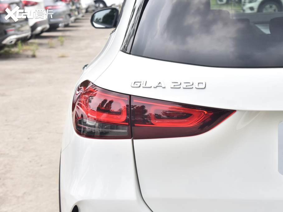 2022YGLA GLA 220 4MATIC