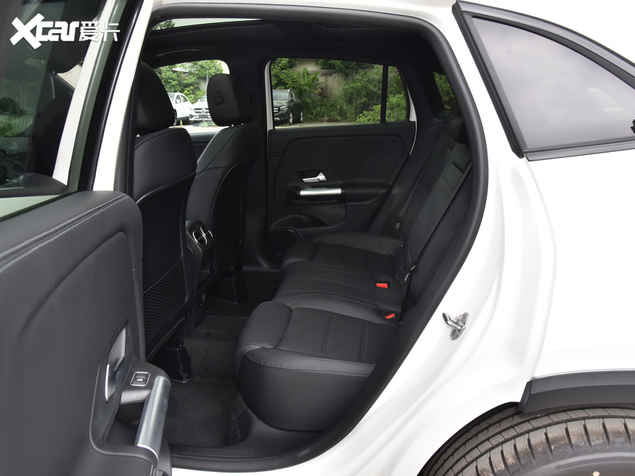 2022YGLA GLA 220 4MATIC