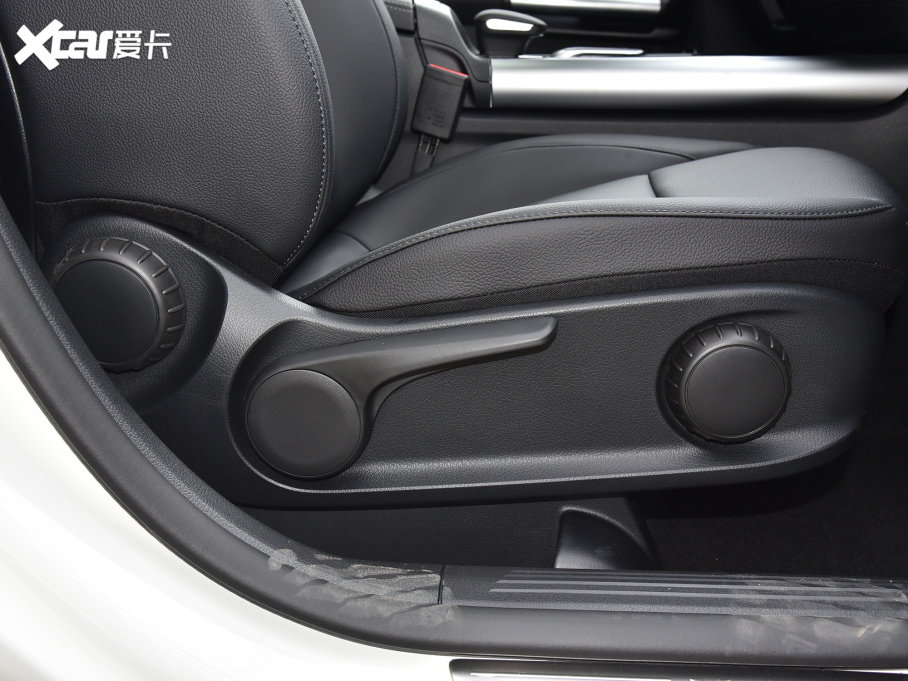 2022YGLA GLA 220 4MATIC