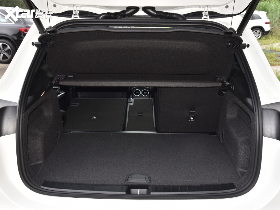 2022YGLA GLA 220 4MATIC